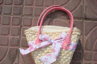 手工编织玉米皮篮子 环保家居用品的时尚选择